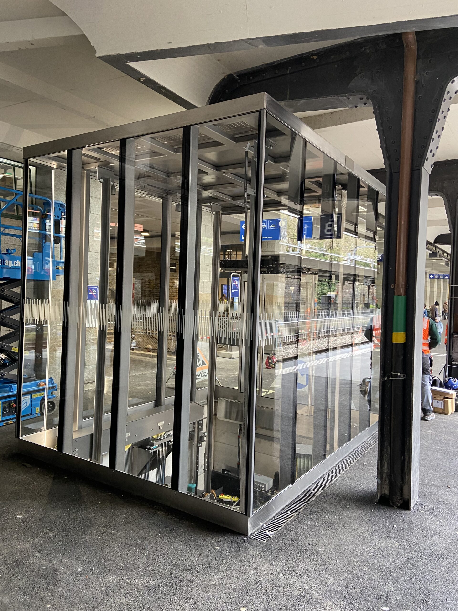 IBS_Projekte_SBB_CFS_FFS_Bahnhof_Enge_Zürich_Schweiz_Aufzug_Lift_Elevator_Rolltreppe_Escalator_3