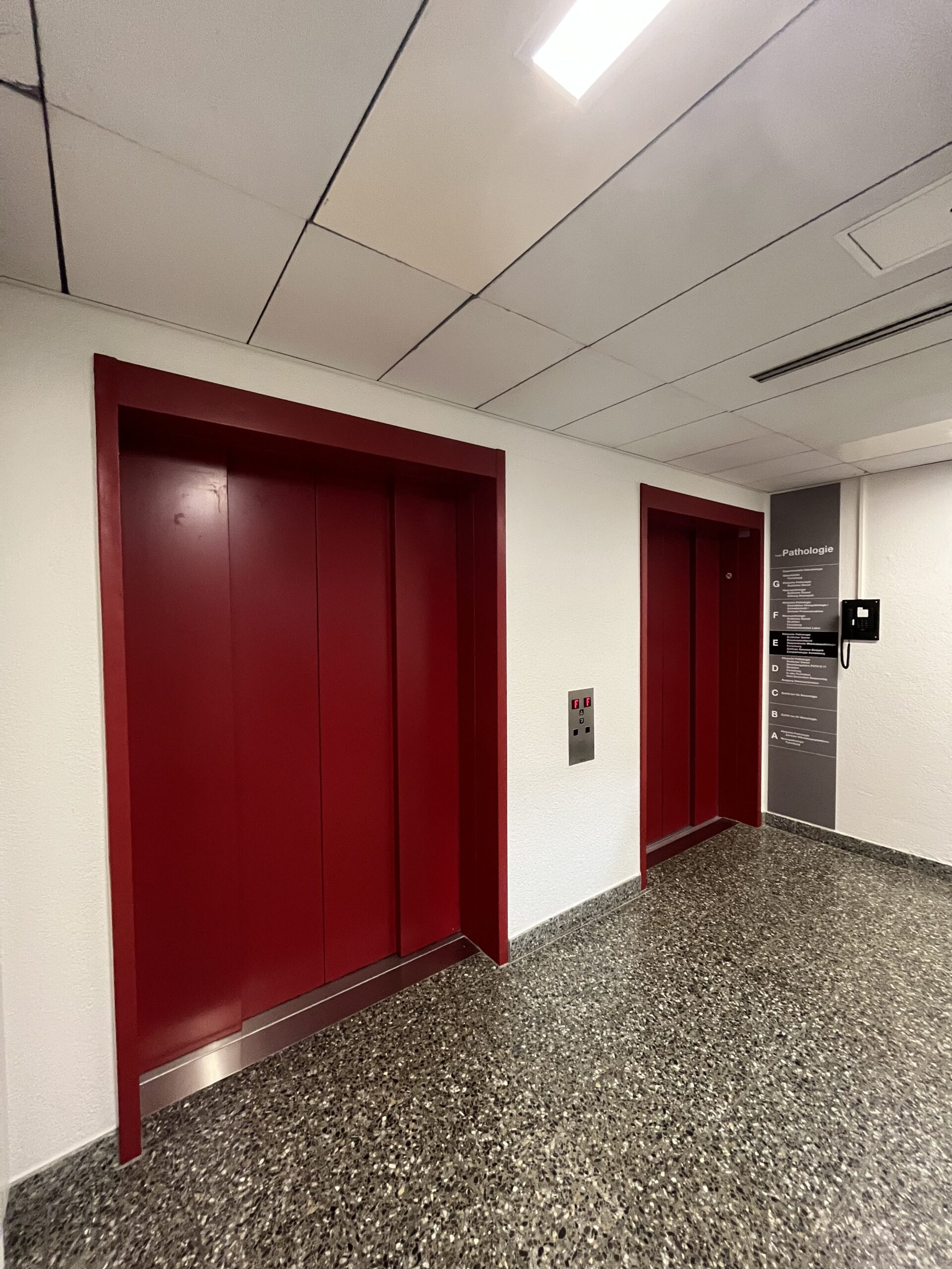 IBS_Projekte_Universitäts_Spita_Zürich_Schweiz_Aufzug_Lift_Elevator_Rolltreppe_Escalator_1