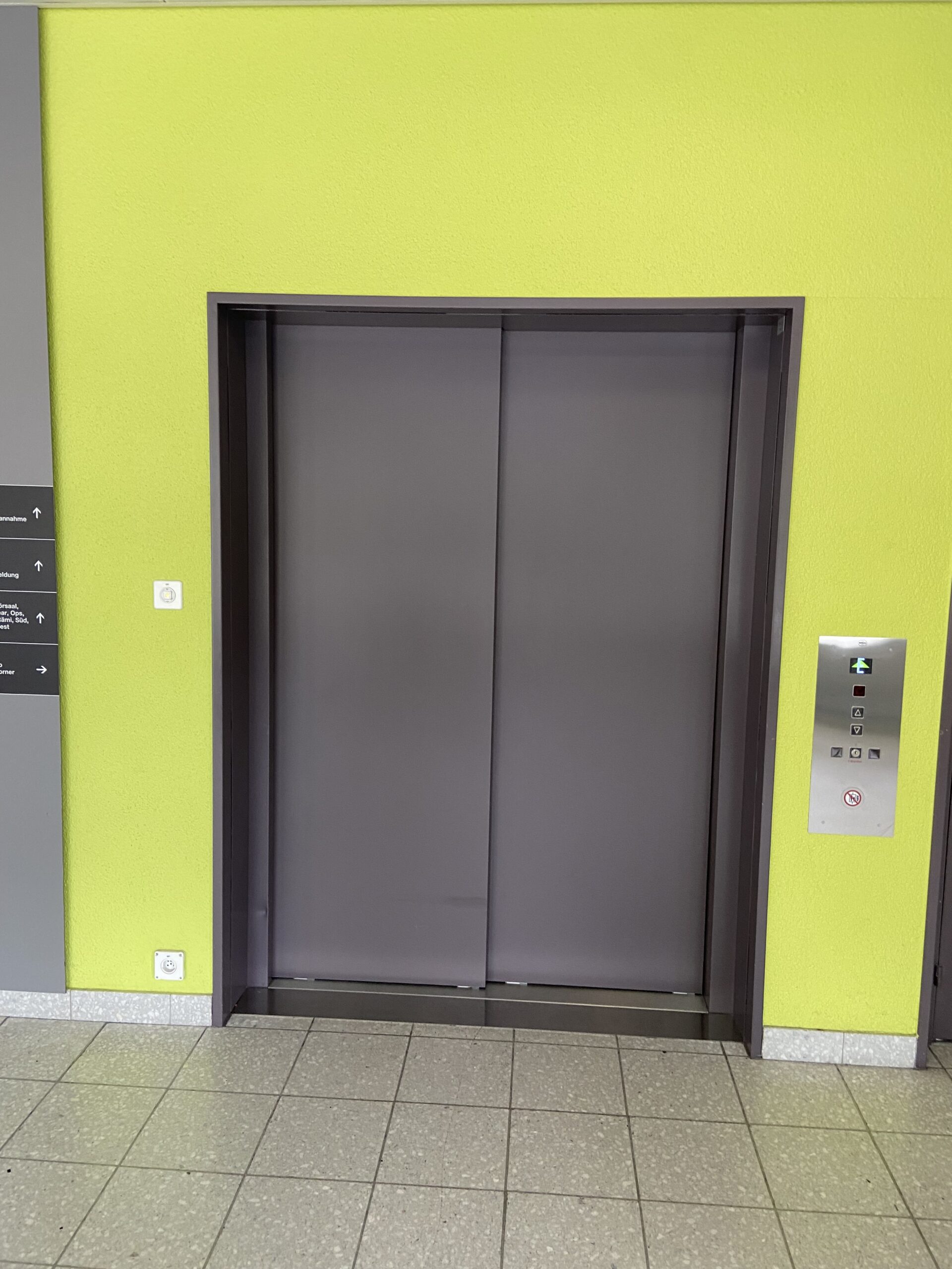 IBS_Projekte_Universitäts_Spita_Zürich_Schweiz_Aufzug_Lift_Elevator_Rolltreppe_Escalator_3